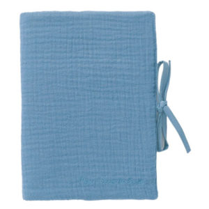 Protège-carnet de santé personnalisable gaze de coton bleu vendu par rêves de fil.